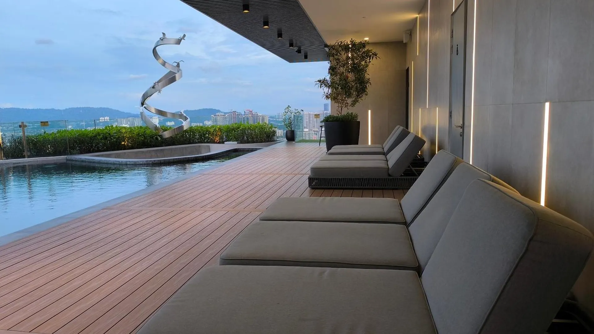 Core Raintree Residence Trx Kuala Lumpur Appartement